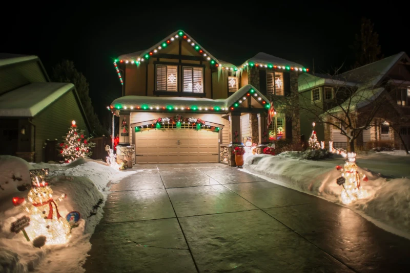 Christmas Lighting Packages brightwrx.com-bend