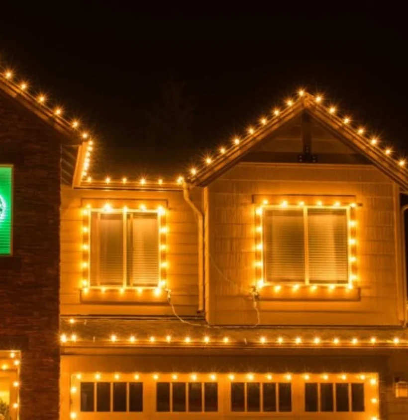 About Our Christmas Lighting brightwrx.com-bend