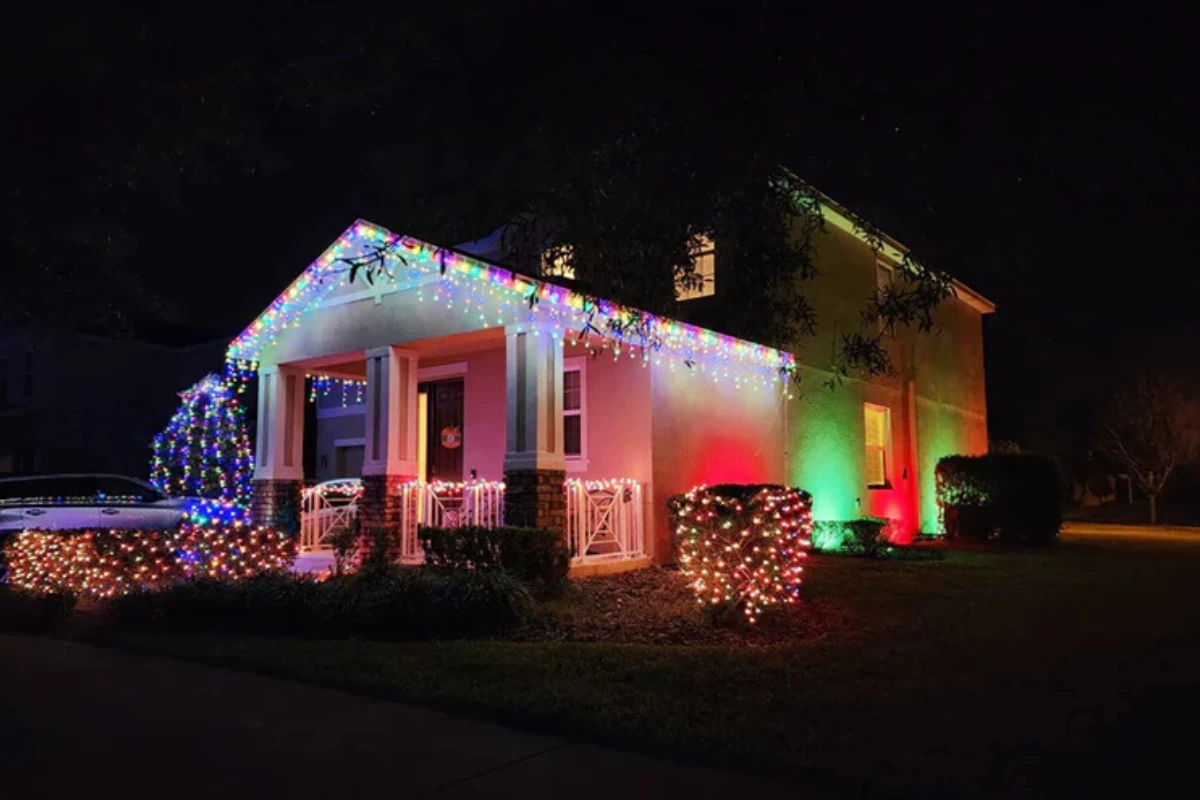 Elegant Christmas Light Ideas for Every Home brightwrx.com-madras