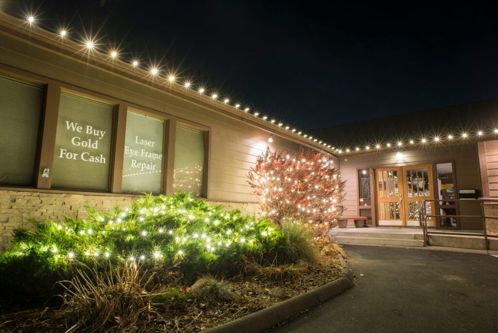 How to Choose the Best Residential Holiday Lighting 6 Lighting Installation Services Bend