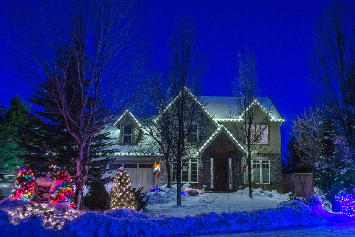 Turner Holiday Lighting Specialists brightwrx.com-salem
