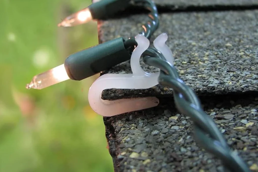 How to Choose the Best Christmas Light Clips (2026) 2 Best Christmas Light Clips for Easy Holiday Installation brightwrx.com-salem