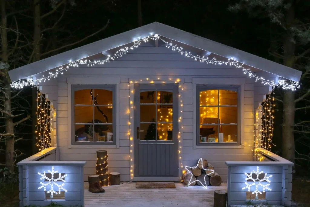 How to Choose White Christmas Lights Outdoor brightwrx.com-south-florida
